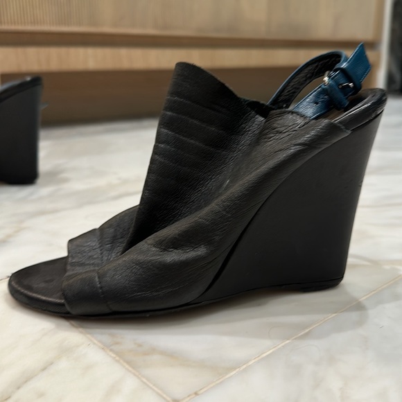 Balenciaga leather sling back wedges - Picture 4 of 5